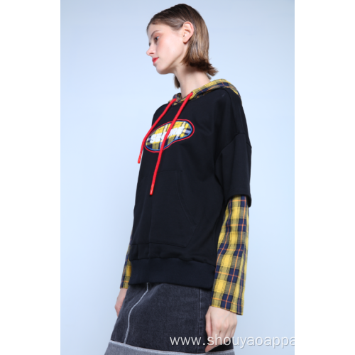 CONTRASTING CHECKED WITH POUCH POCKET HOODIE